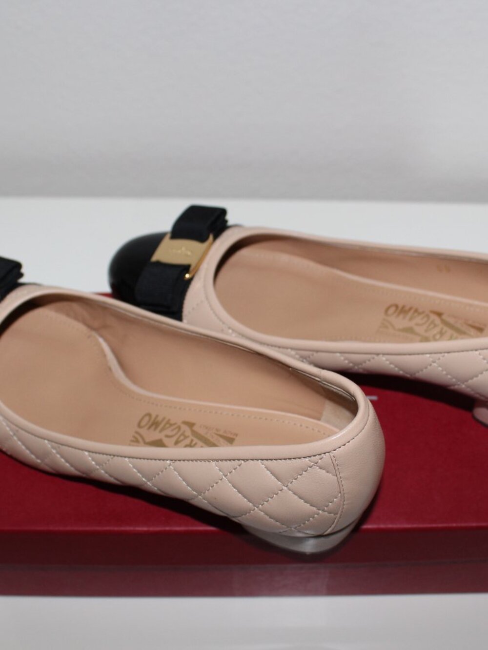 Quilted Vara pump Salvatore ferragamo - Picture 8 of 15